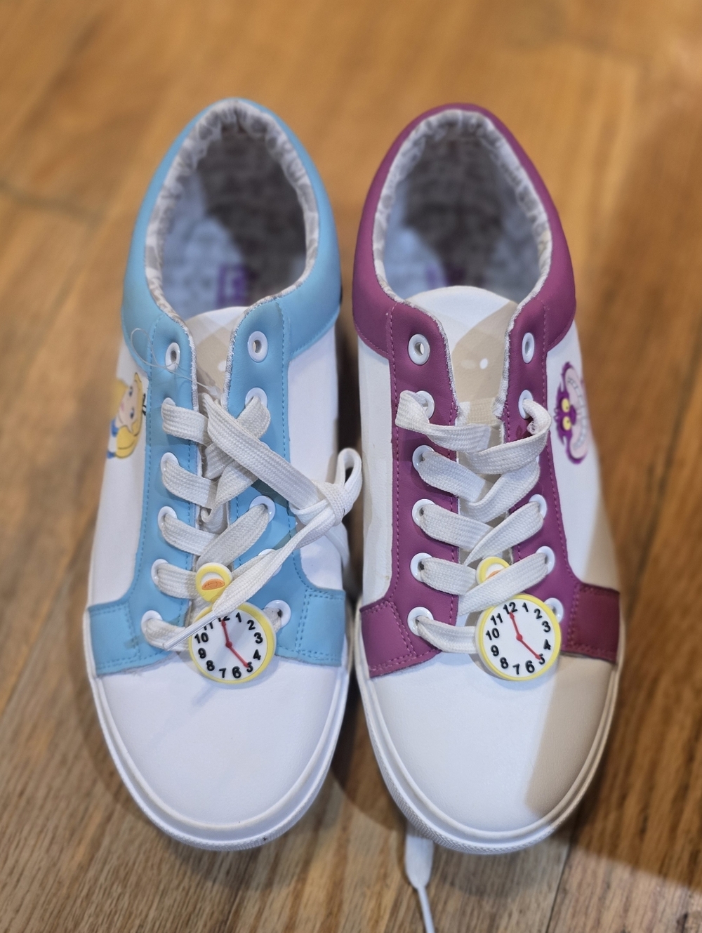 Ground Up Alice In Wonderland Tennis Shoes Size 9